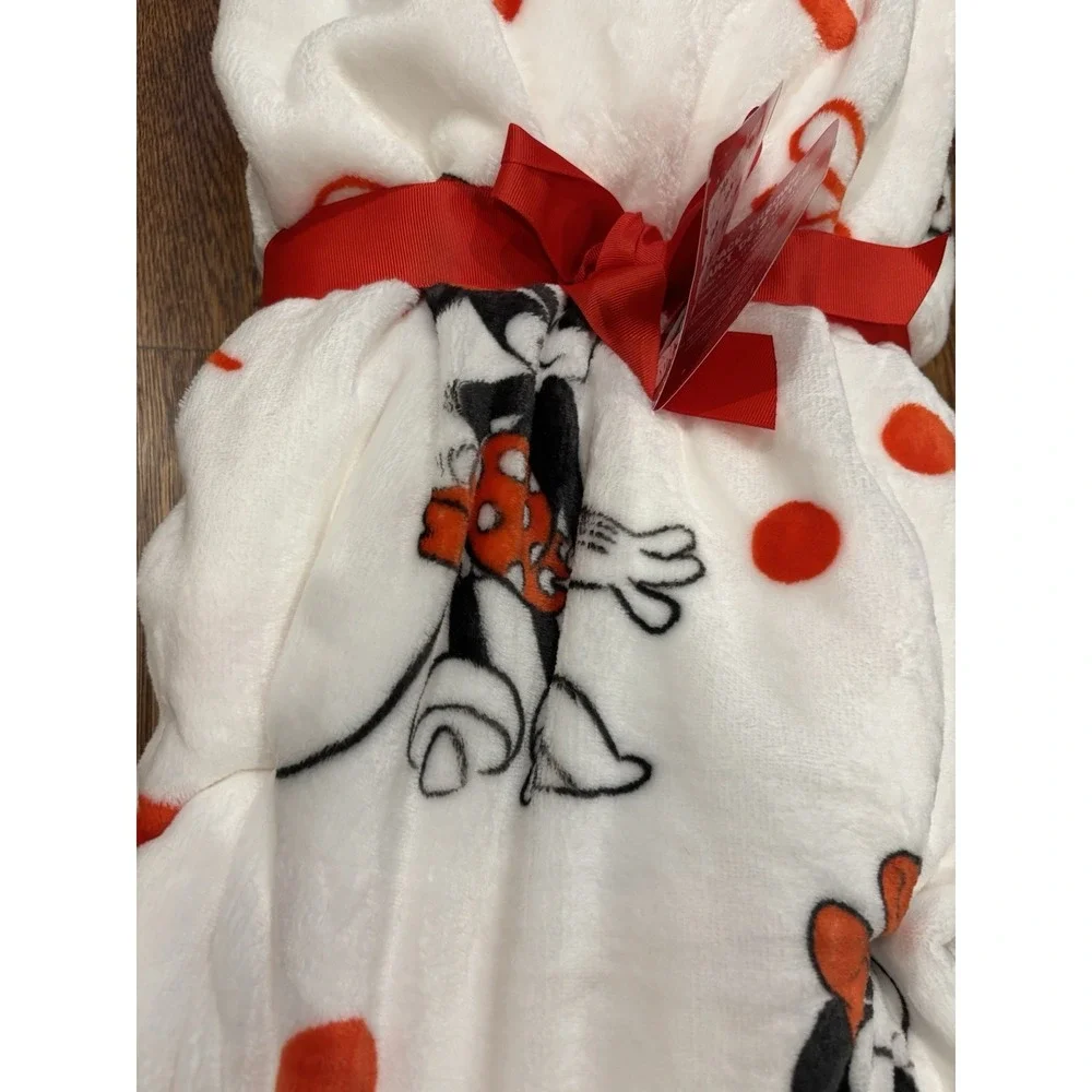 Disney Mickey Mine 2‎ Pack Fleece Throw Blankets NWT White Red Christmas Holiday